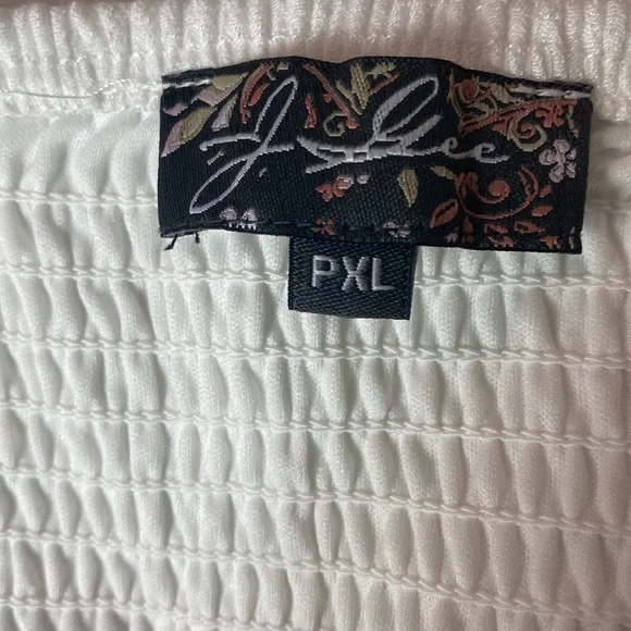 Summer Dress - Picture 11 of 13